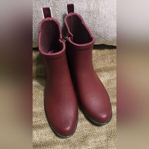 Lucky Brand Red Winter Rain Boots